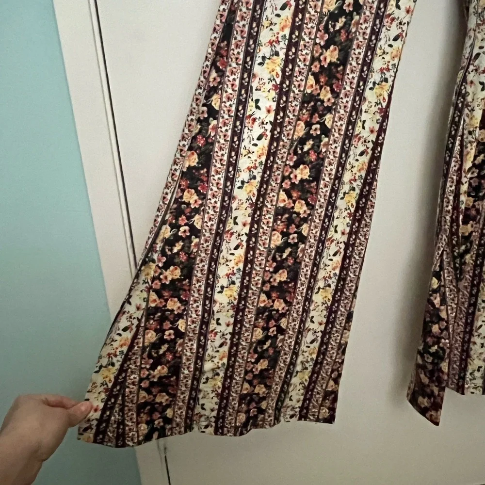 Floral flared leg Pants